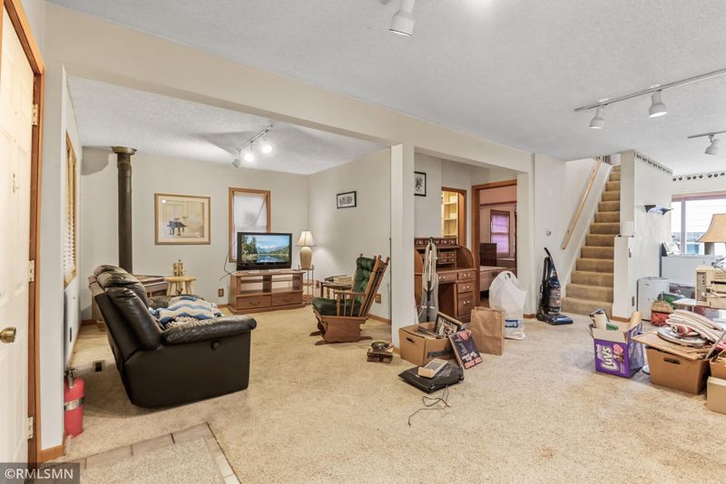 1541 Saint Clair Ave, Saint Paul, MN 55105