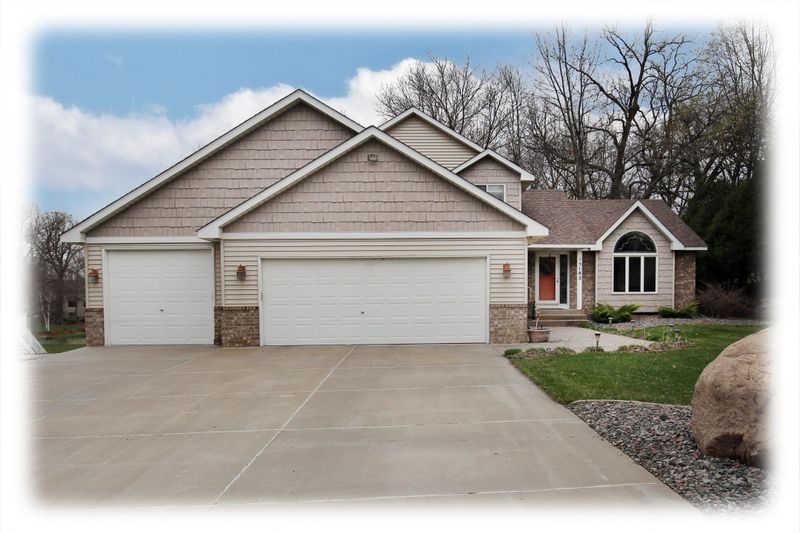 15182 82nd Ave N, Maple Grove, MN 55311
