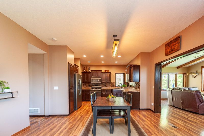 6155 Wildwood Ct, Monticello, MN 55362