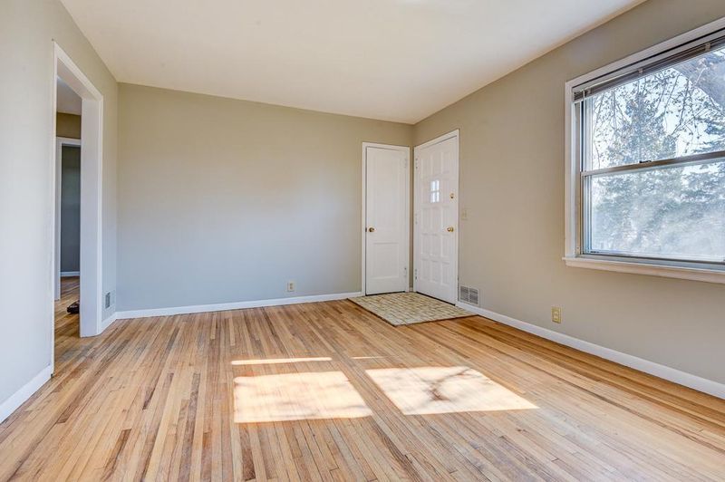 5640 Irving Ave S, Minneapolis, MN 55419