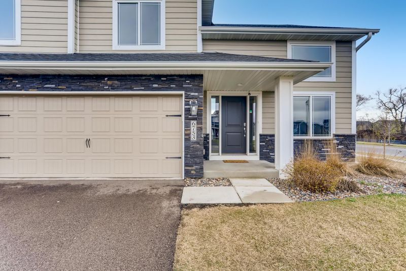 6753 94th St S, Cottage Grove, MN 55016