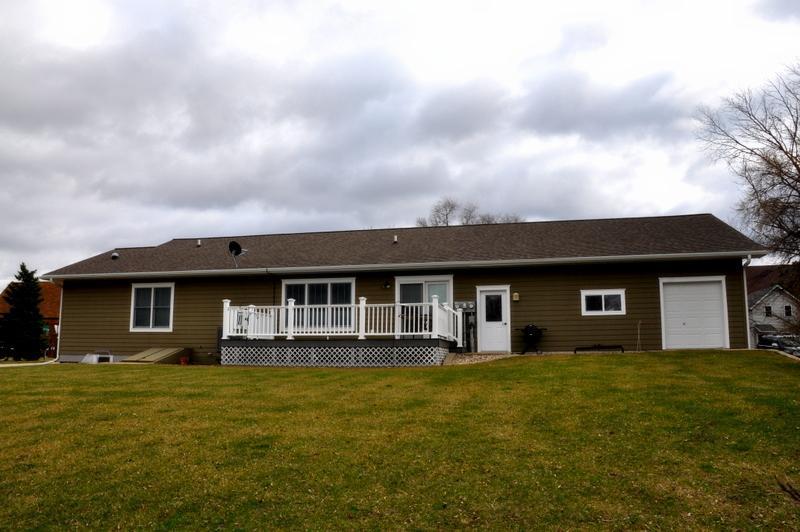 106 1st Ave SW, Browns Valley, MN 56219