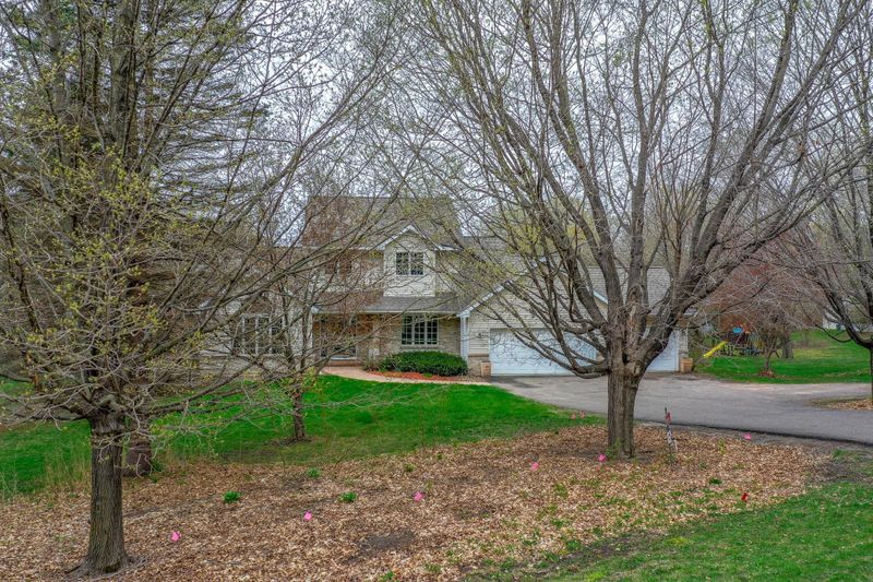 N8049 975th St, River Falls, WI 54022