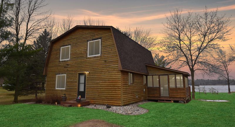 33285 Loon Dr, Cushing, MN 56443