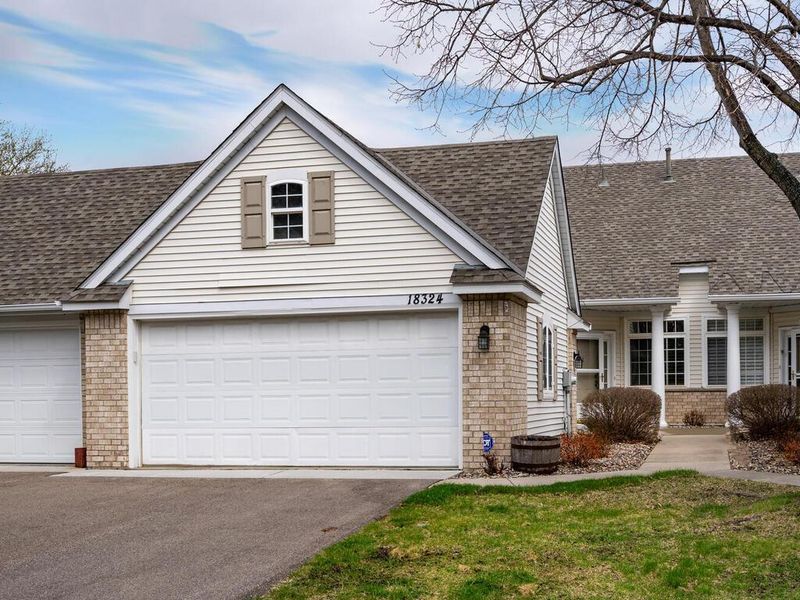 18324 Cattail Ct, Eden Prairie, MN 55346