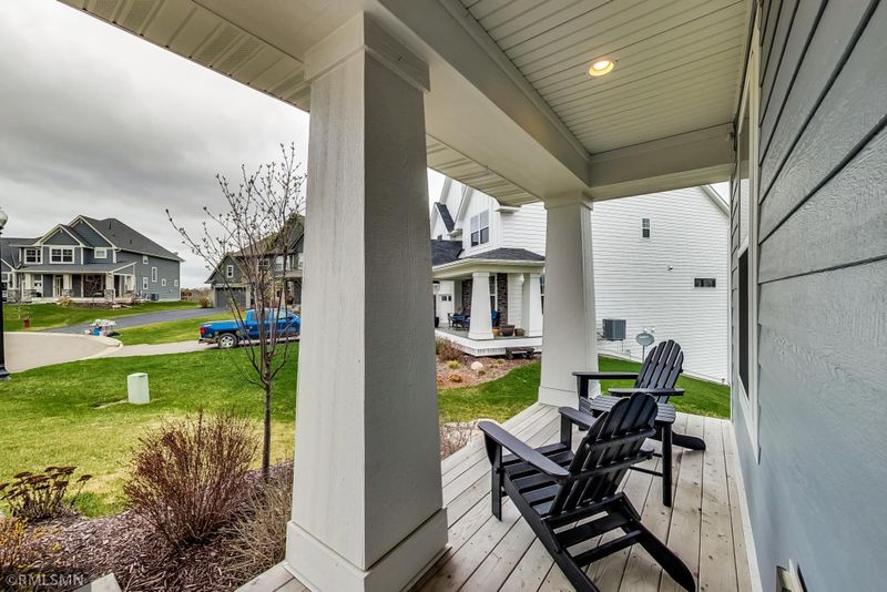 5601 Dutch Lake Ct, Minnetrista, MN 55364