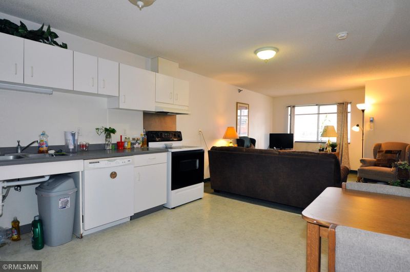 211 1st St NE #407, Rochester, MN 55906