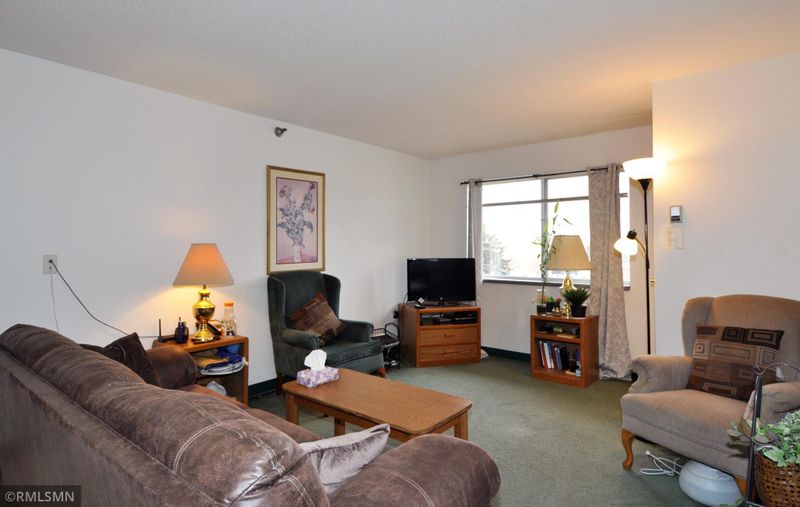 211 1st St NE #407, Rochester, MN 55906