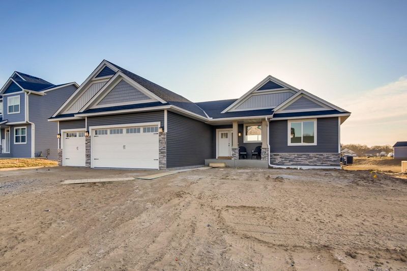 16834 Wintergreen St, Andover, MN 55304