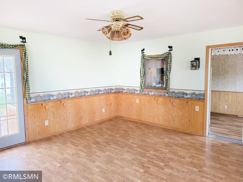 7164 7th Ave, New Auburn, MN 55366