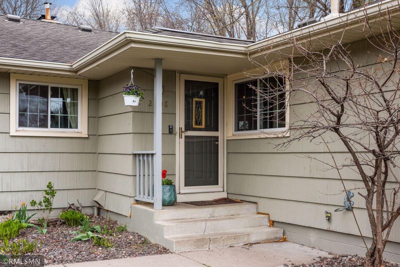 2008 Clover Cir, Mound, MN 55364