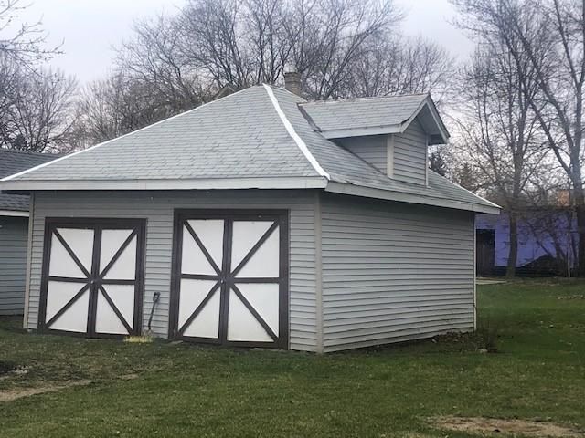 203 7th St NW, Willmar, MN 56201