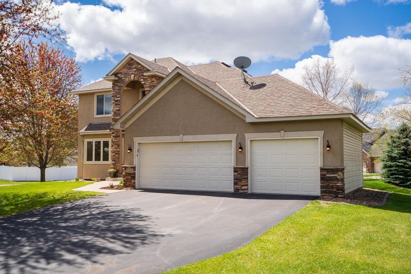 1232 130th Ln NW, Coon Rapids, MN 55448