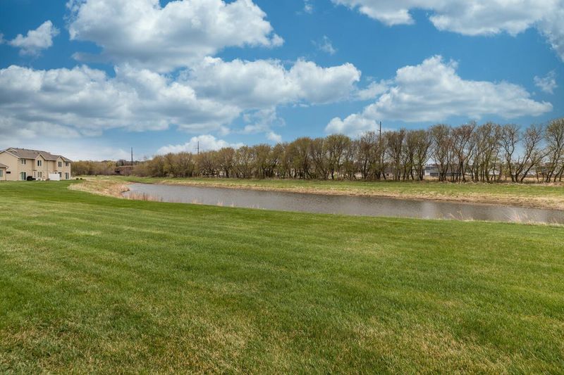 5118 Weatherstone Dr NW, Rochester, MN 55901
