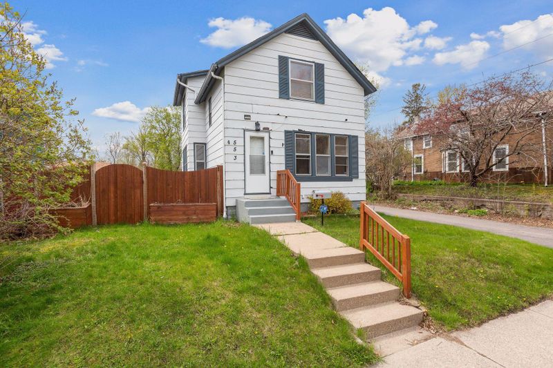 553 Forest St, Saint Paul, MN 55106