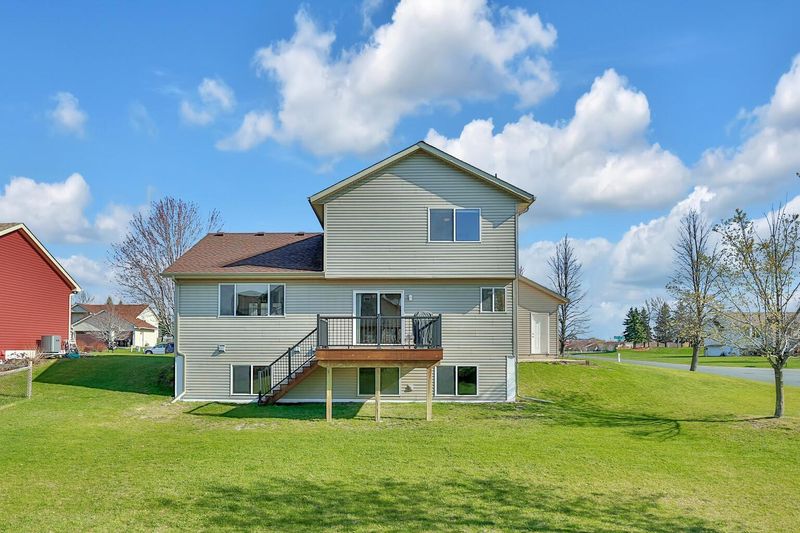 11161 14th St NE, Hanover, MN 55341
