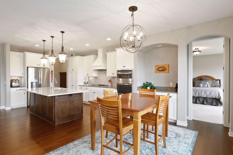 3969 Painted Sky Trl, Chaska, MN 55318