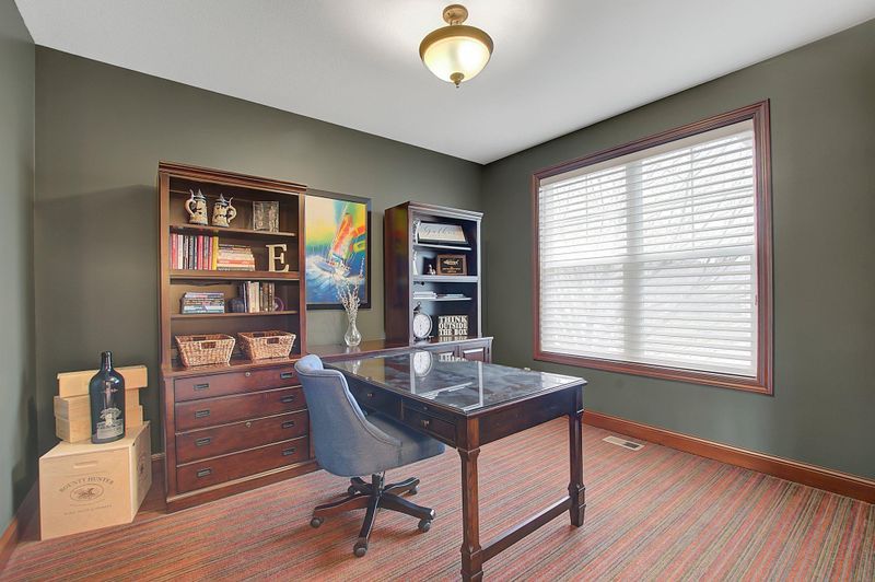 4555 Trillium Dr N, Medina, MN 55340