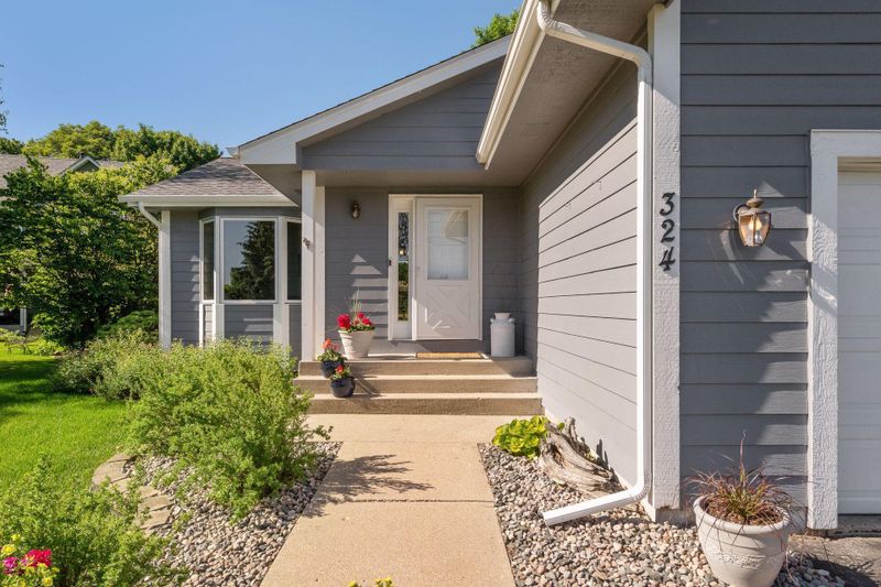 324 Brown Cir SE, Watertown, MN 55388