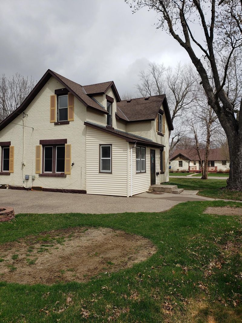 123 6th Ave S, Sauk Rapids, MN 56379