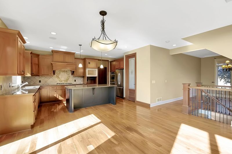 4530 Trillium Dr N, Hamel, MN 55340