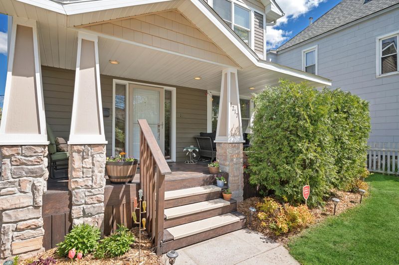 1217 18th Ave NE, Minneapolis, MN 55418