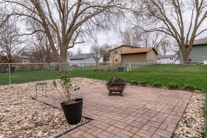 614 17th St SE, Rochester, MN 55904