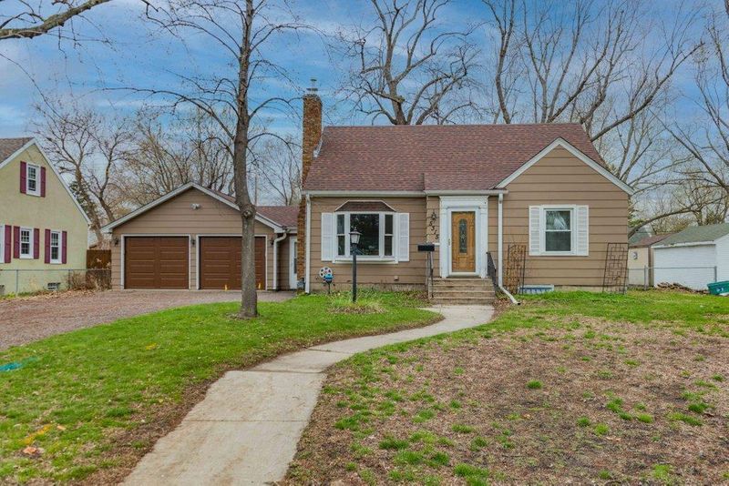 5315 Girard Ave N, Brooklyn Center, MN 55430