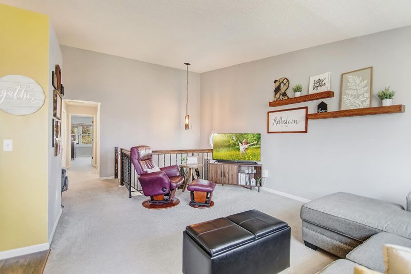 419 Wood Way, Burnsville, MN 55337