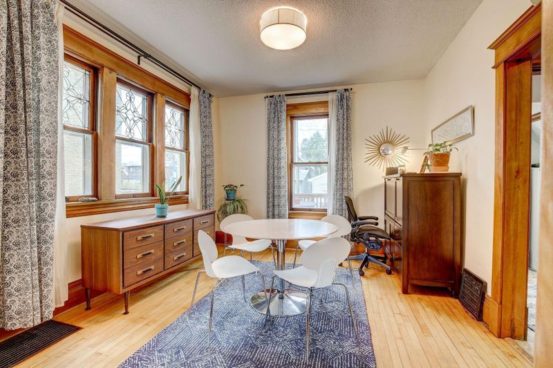 820 James Ave, Saint Paul, MN 55102