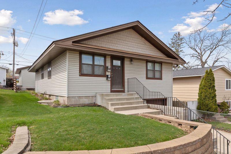 424 1st Ave S, South Saint Paul, MN 55075