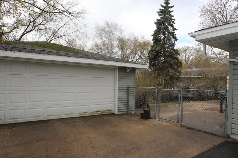 1032 38th Ave, Anoka, MN 55303