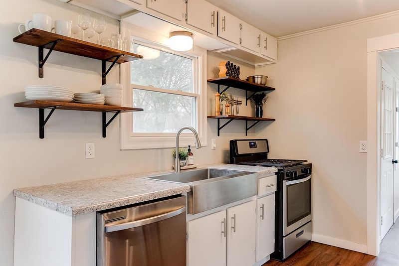 2120 Dorothy Ave, White Bear Lake, MN 55110