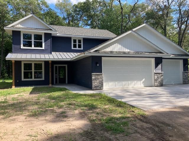 16037 Kettle River Blvd NE, Columbus, MN 55025