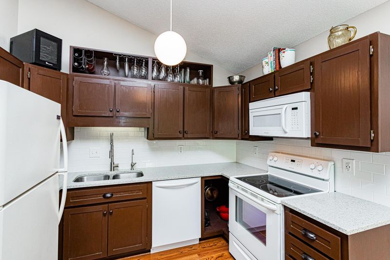 2296 Long Ave, Saint Paul, MN 55114