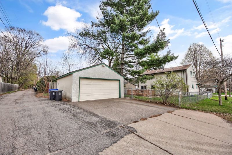 463465 Nebraska Ave E, Saint Paul, MN 55130