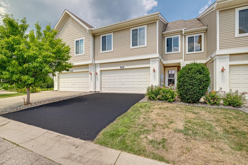 2748 135th St W, Rosemount, MN 55068
