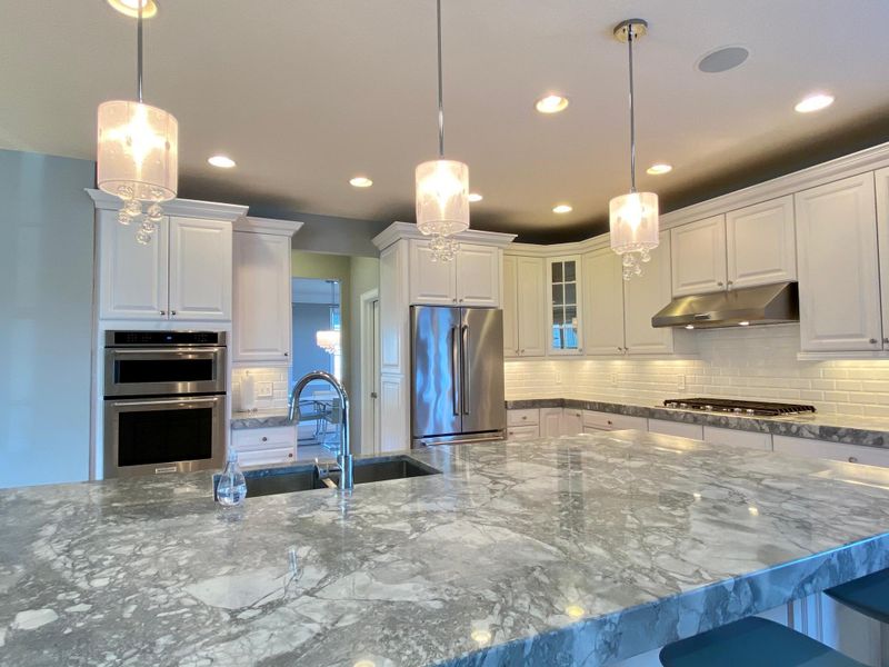 12501 85th Pl N, Maple Grove, MN 55369
