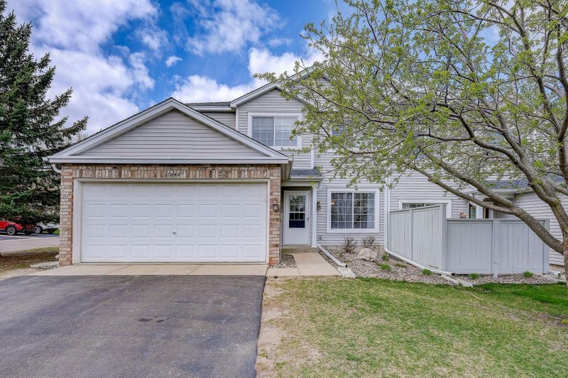 10844 Lexington Dr, Eden Prairie, MN 55344