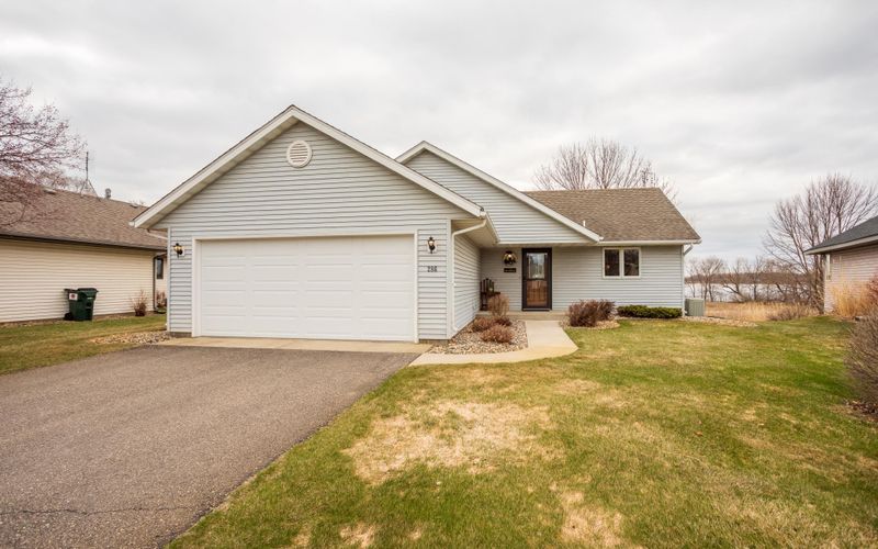 286 Northbrook Cir, Alexandria, MN 56308