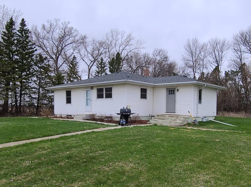 2072 190th Ave, Ruthton, MN 56170