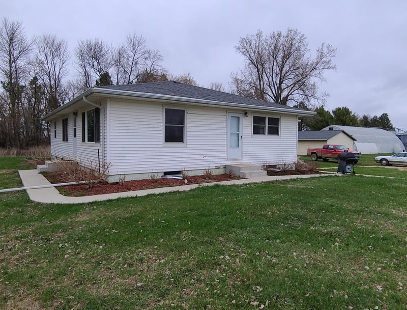 2072 190th Ave, Ruthton, MN 56170