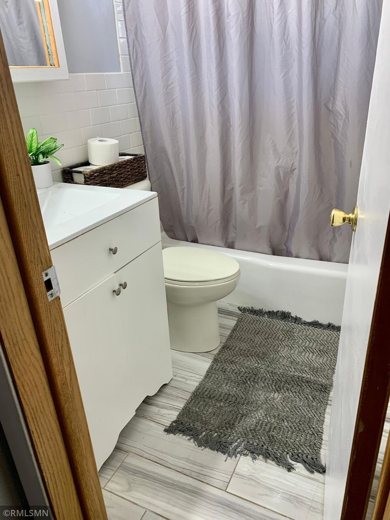 2195 Minnehaha Ave E, Saint Paul, MN 55119