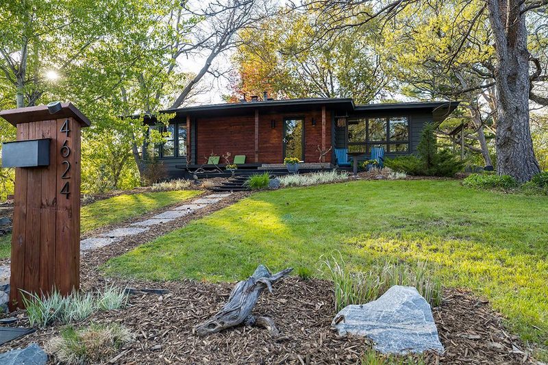 4624 Chatelain Ter, Golden Valley, MN 55422