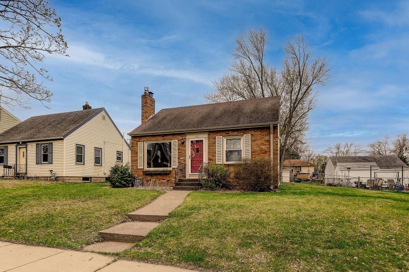 1314 6th St E, Saint Paul, MN 55106