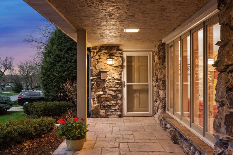 1646 Virginia Ave S, Saint Louis Park, MN 55426