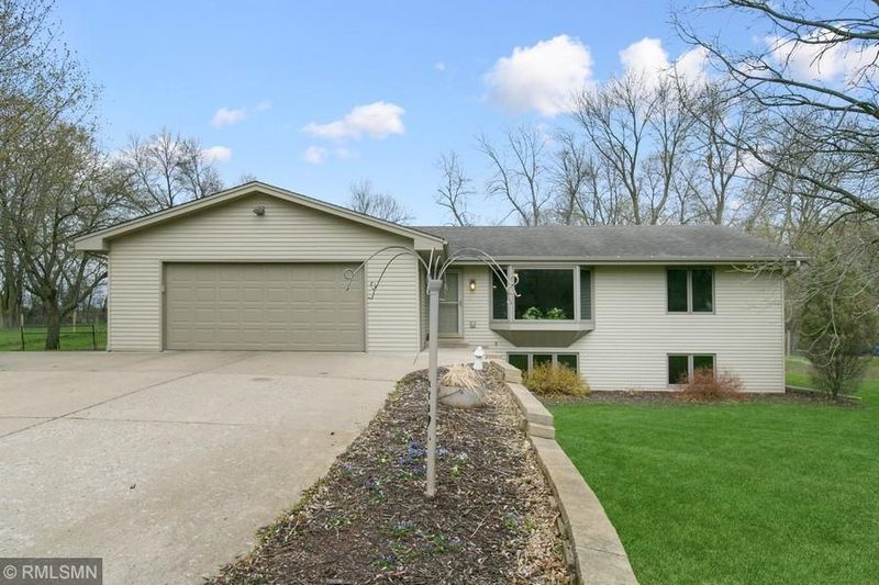 10230 Hage Dr, Corcoran, MN 55374