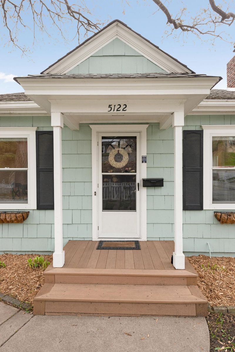 5122 Chicago Ave, Minneapolis, MN 55417