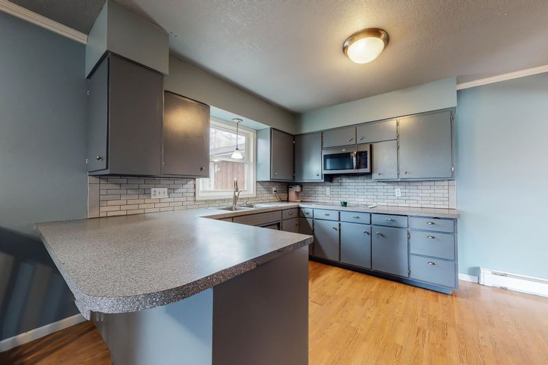 318 2nd St SW, Blooming Prairie, MN 55917