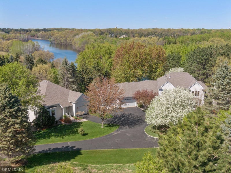 4299 Mcdonald Dr N, Stillwater, MN 55082